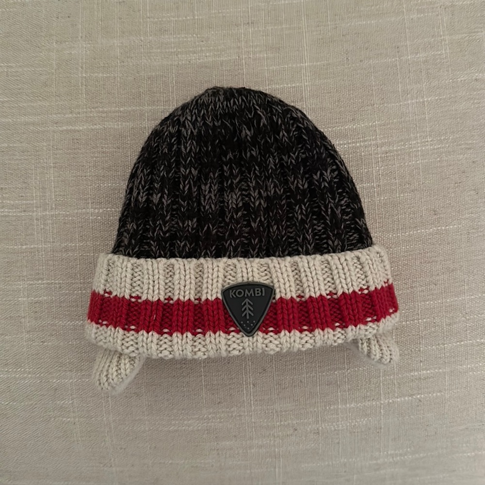 NEW Winter hat 0-3 months
